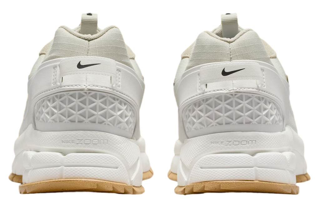 Nike Zoom Vomero 5 Roam Sail / Gum