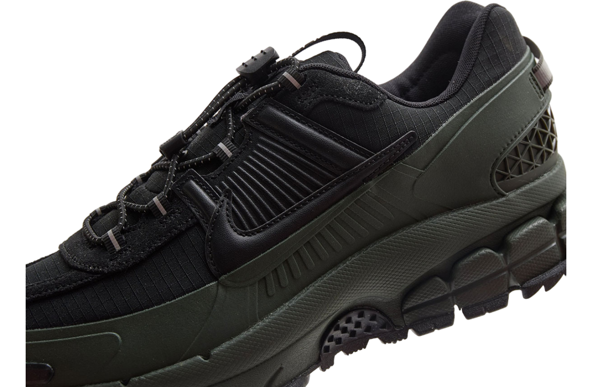 Nike Zoom Vomero 5 Roam Sequoia / Black