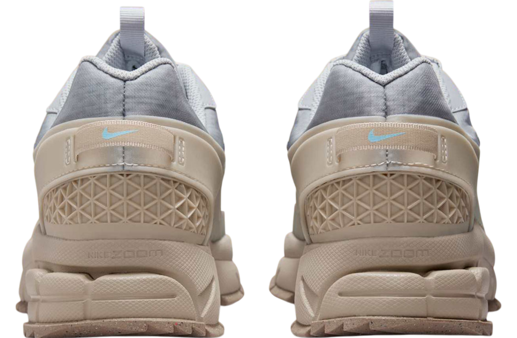 Nike Zoom Vomero 5 Roam Wolf Grey / Sanddrift