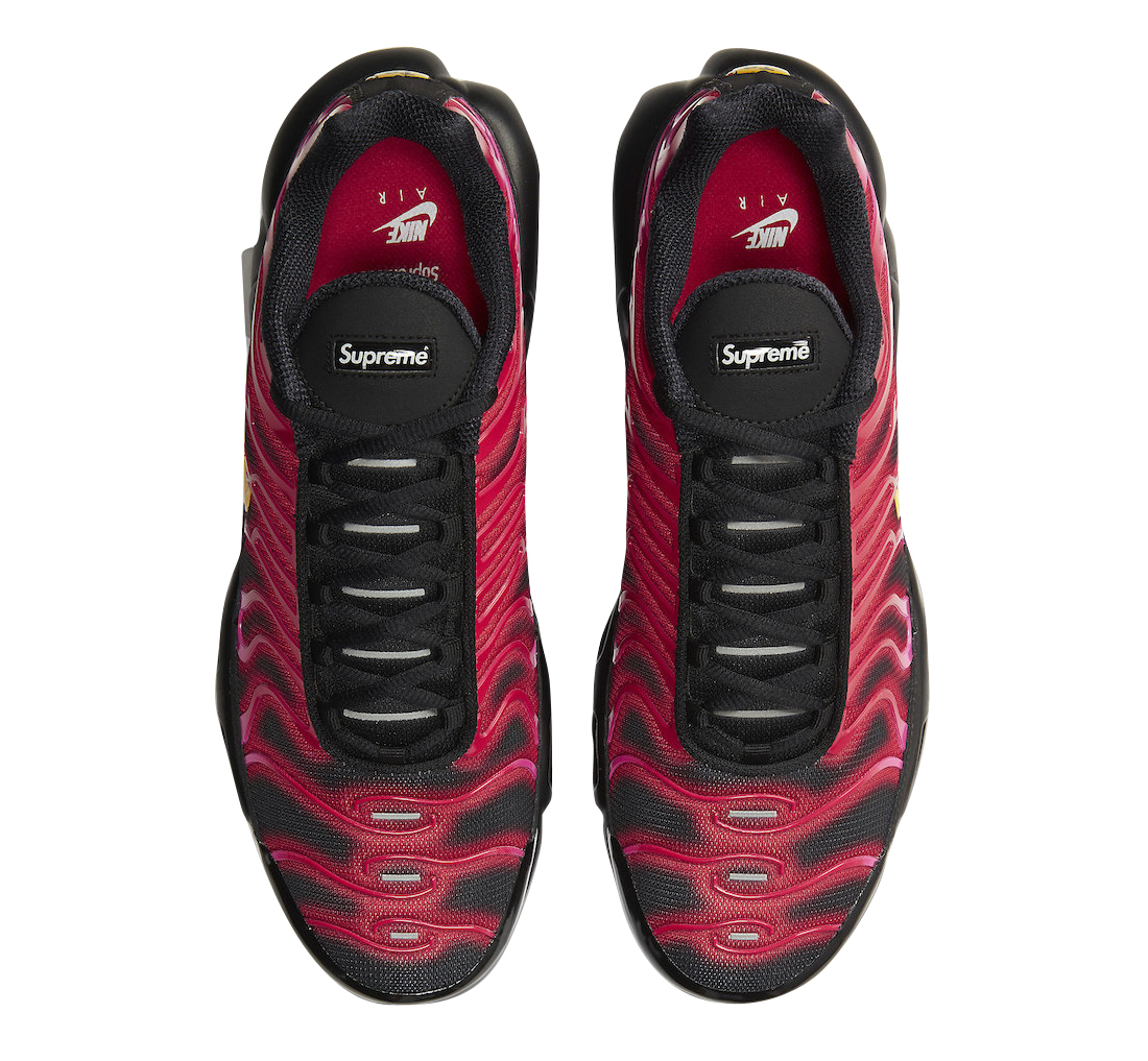 Supreme x Nike Air Max Plus TN Fire Pink