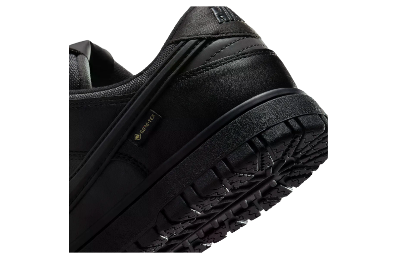 Nike Dunk Low GTX Triple Black - Nov 2025 - HQ2053-001  display picture 2