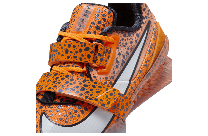 iphone_nike-romaleos-4-se-  display picture 2