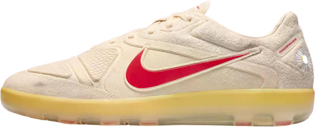 Peaceminusone x Nike Cryoshot Ctr360 Natural / University Red